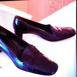 Coach black 🖤 leather 2.5"heels slip-on pumps 7 s